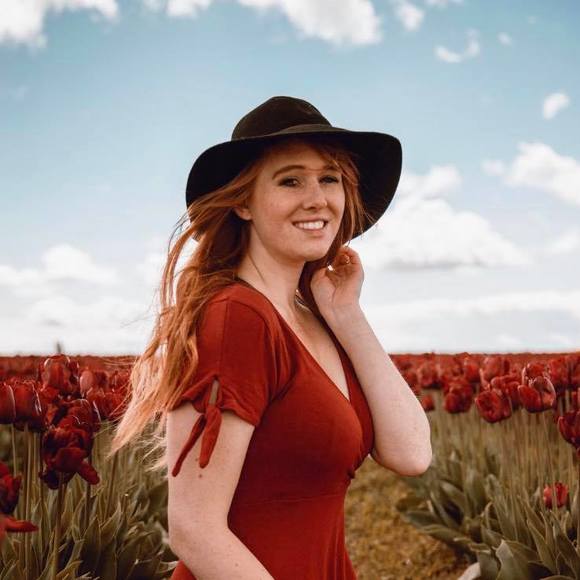 Meet your Posher, Tessa - Picture 1 of 1